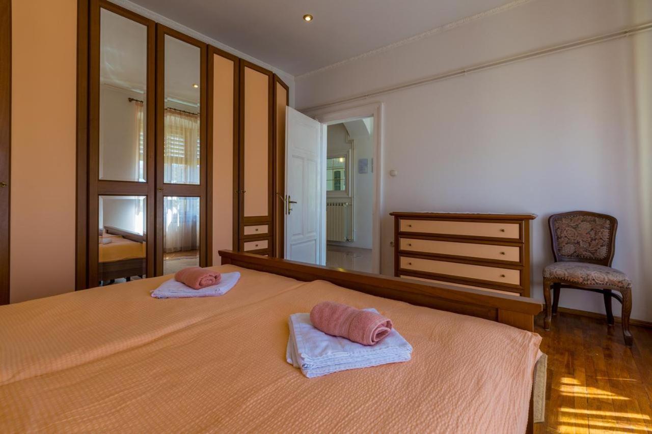 Apartamento Petrinovic C Crikvenica Exterior foto